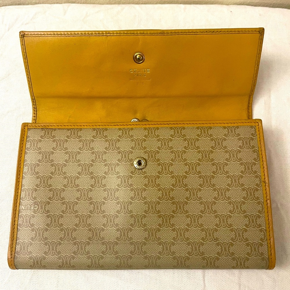Celine Macadam Trifold Kiss Long Wallet ❤️ - Picture 4 of 12